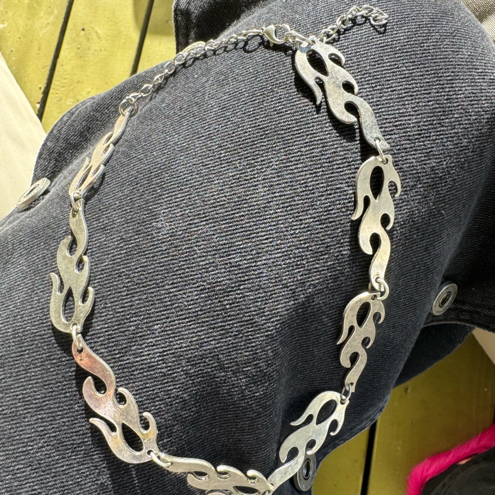 NEW silver plated flame necklace